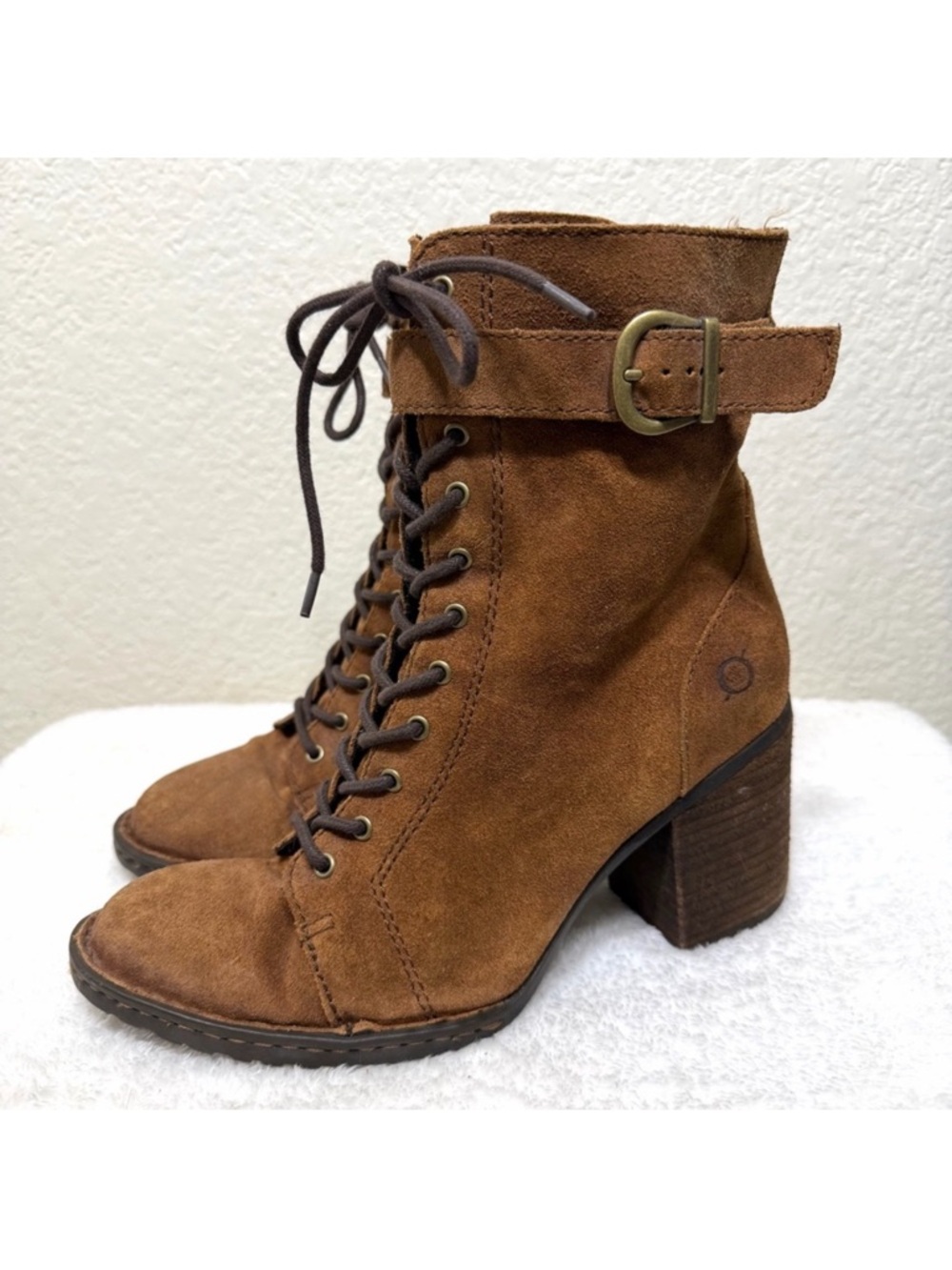 Born Shoes Cass suede lace-up boots in brown heeled boots Size 8.5